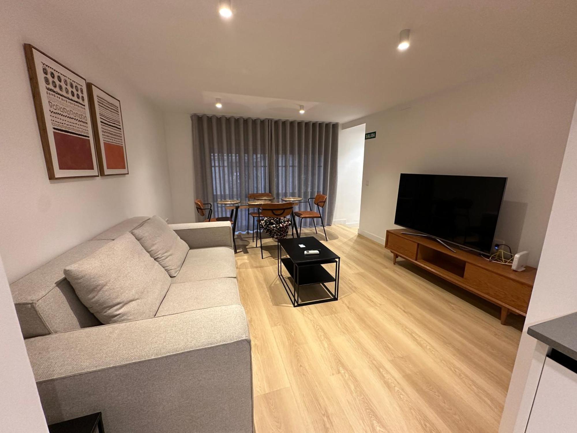 Loft Atocha 43 Apartment Madrid Ngoại thất bức ảnh